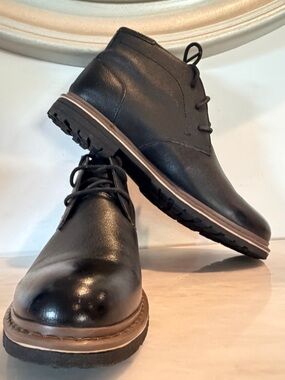 Blondo Waterproof Chukka Boots Men 9.5 Black Leather Lace Up Casual Dress